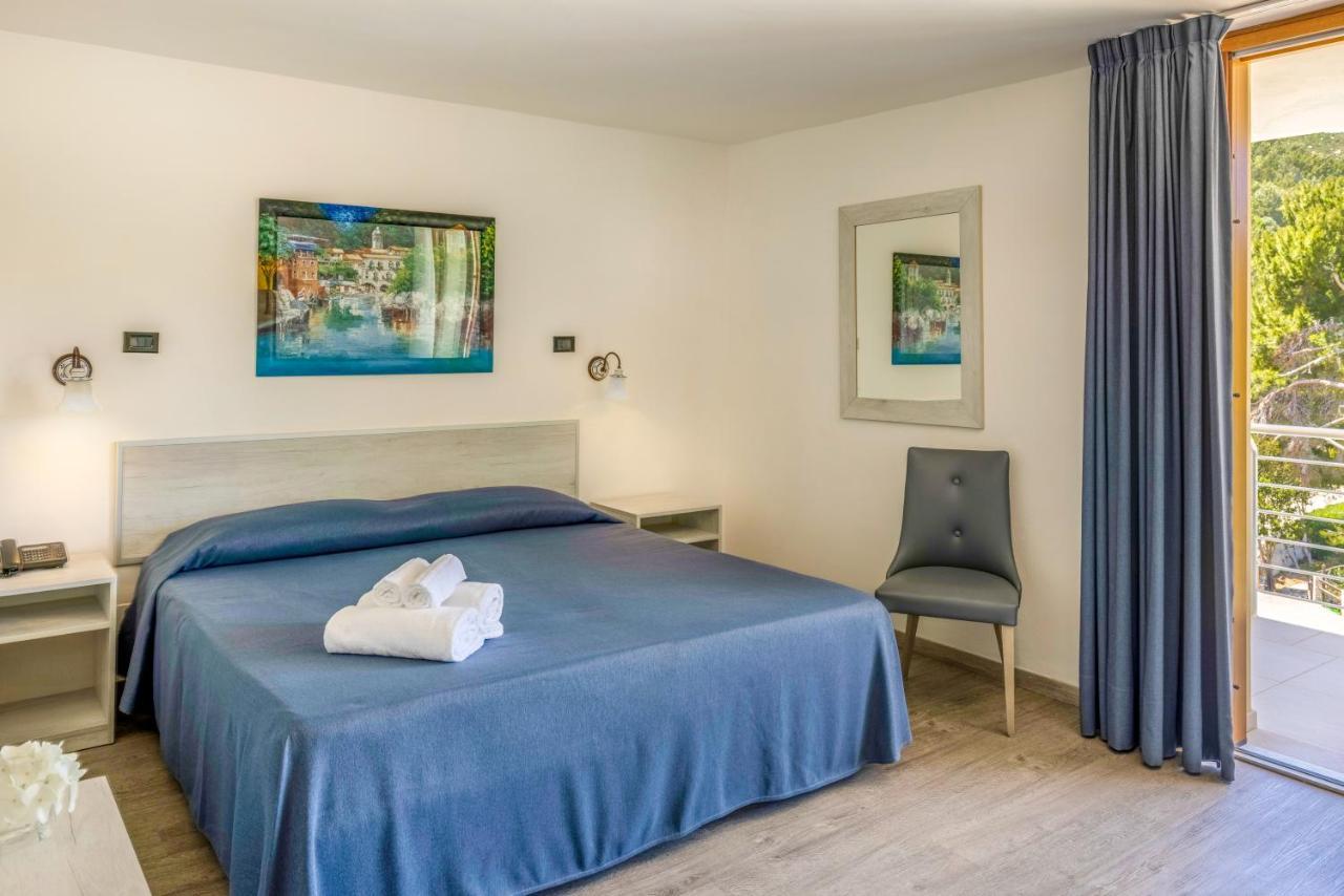 Pugnochiuso Resort Hotel Del Faro Vieste Exteriör bild