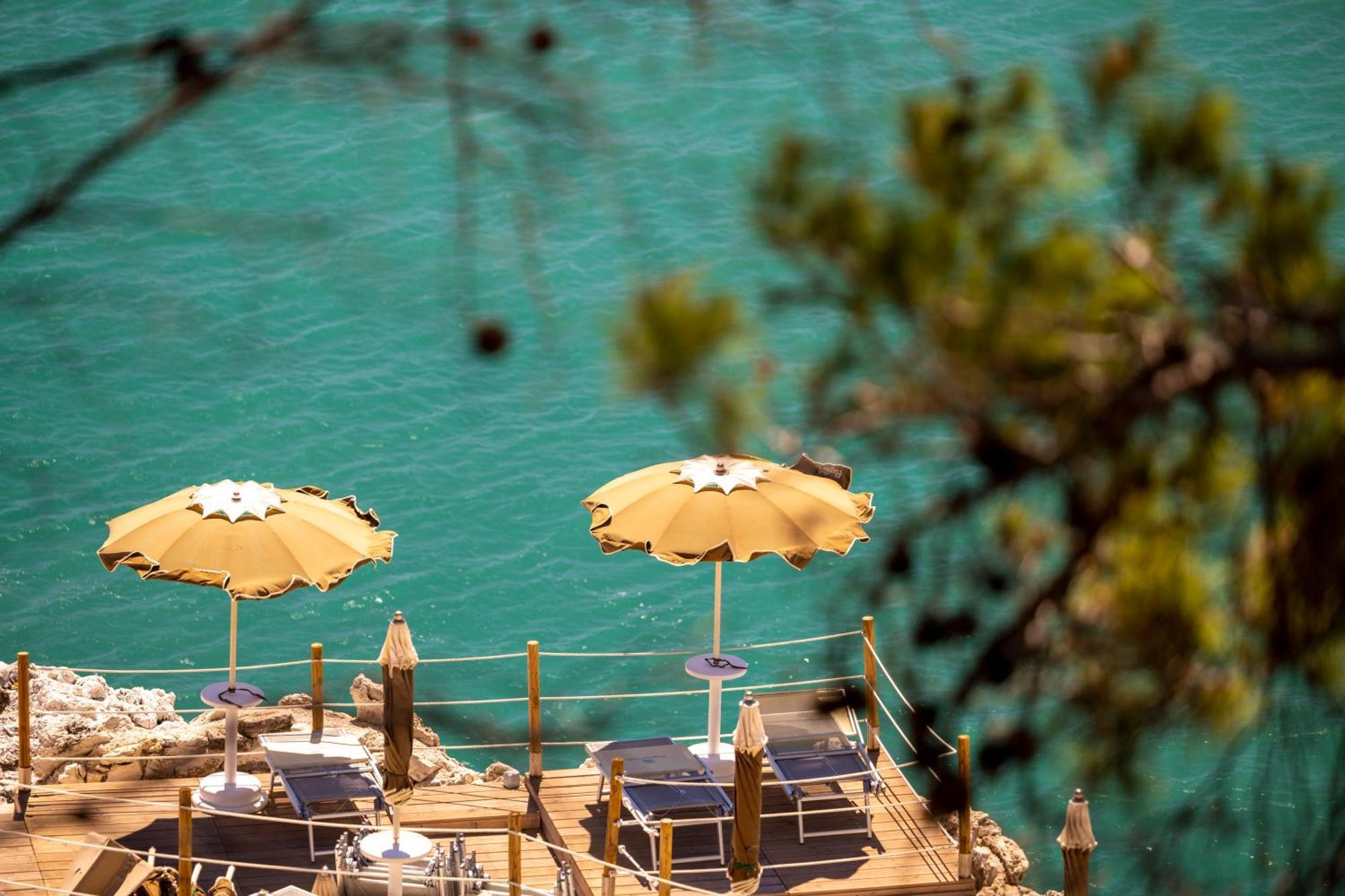 Pugnochiuso Resort Hotel Del Faro Vieste Exteriör bild