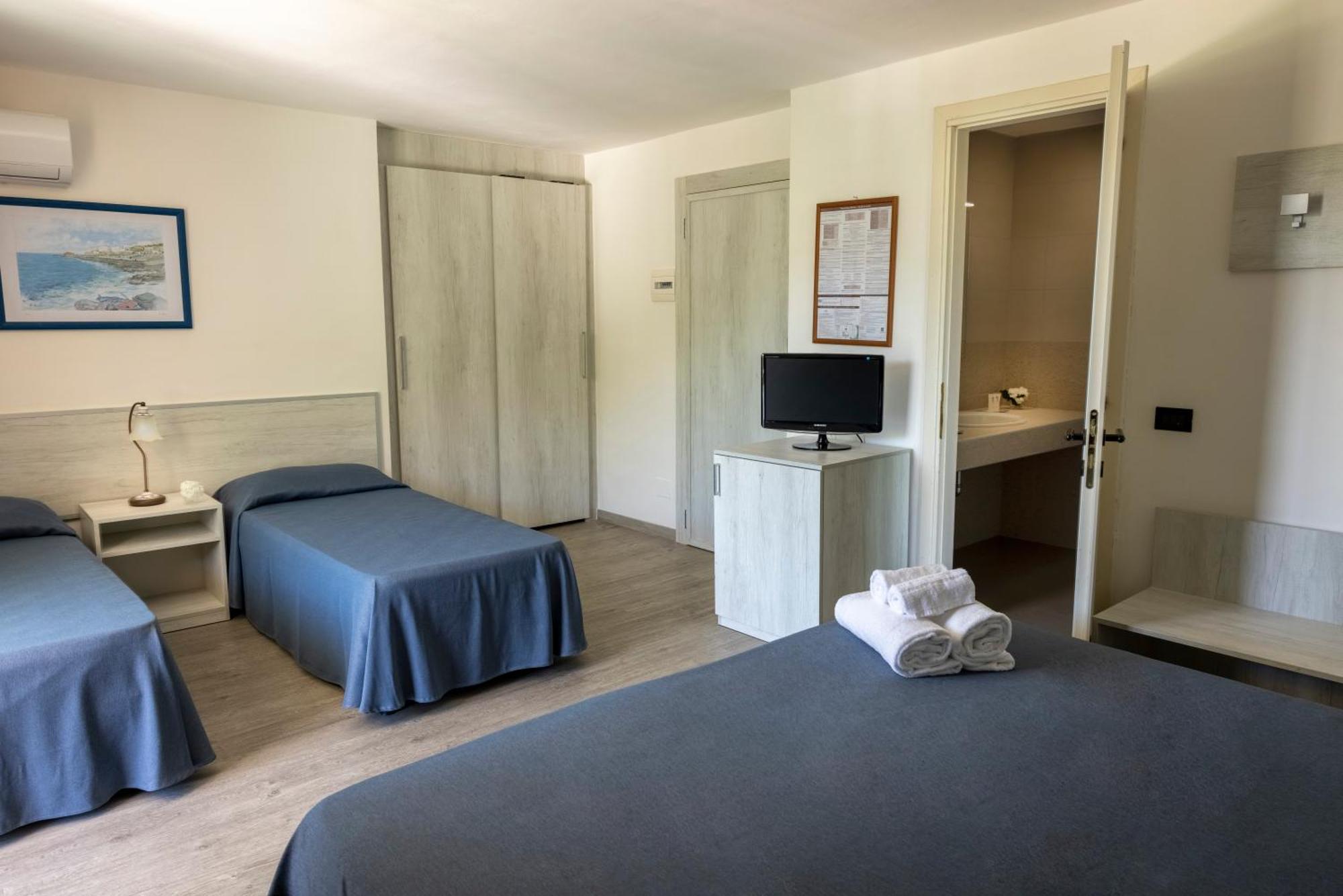 Pugnochiuso Resort Hotel Del Faro Vieste Exteriör bild